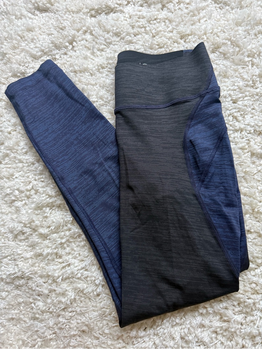 Outdoor Voices  Navy and Black Lightweight Leggings